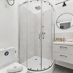 Museum Square By Renters شقة