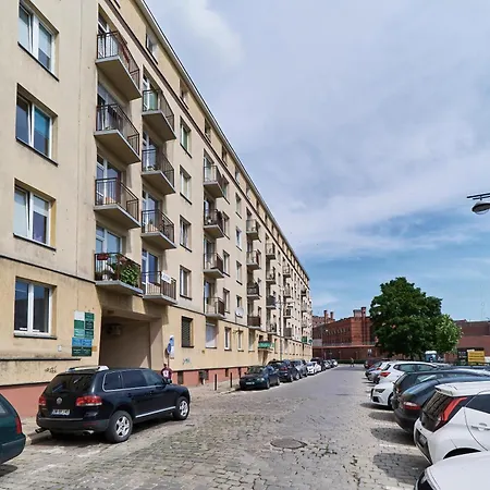 Museum Square By Renters Apartment