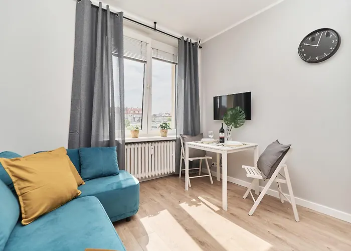 Museum Square By Renters * Breslavia