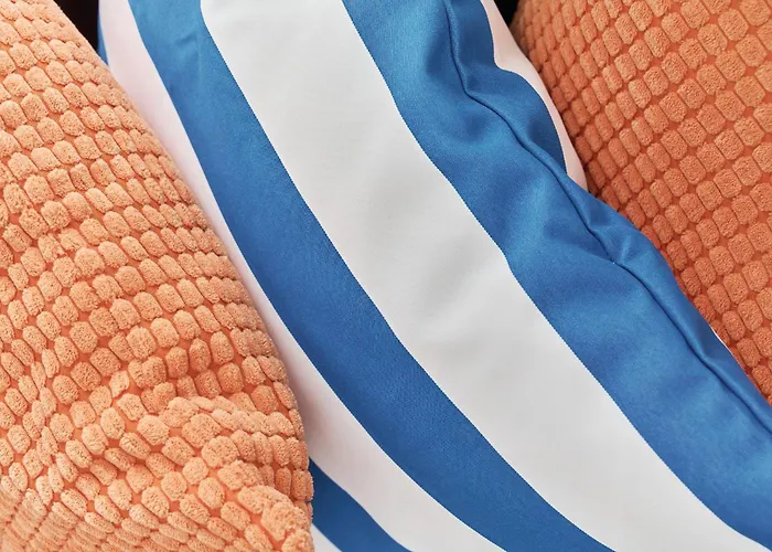 Apartment Museum Square By Renters